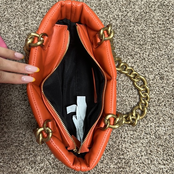 ZARA Quilted city bag with chain - Picture 7 of 13